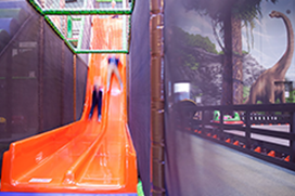 DropSlide i Dinos Legeland Ørestad